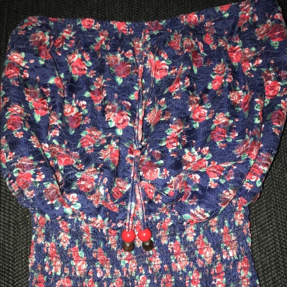 Floral patterned strapless top